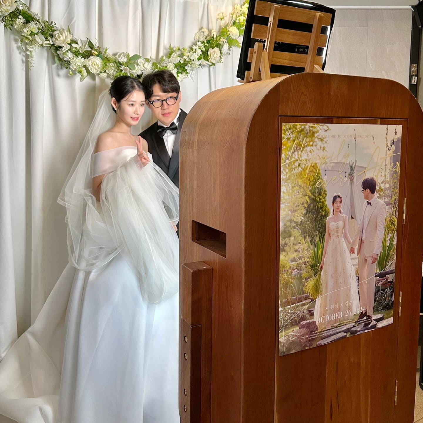 오늘 가장 눈부실 당신을 위한,
무결점 빛 설계 1